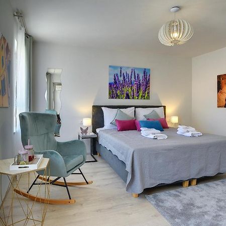 D&A City Center Apartments With Free Parking Pula Eksteriør billede