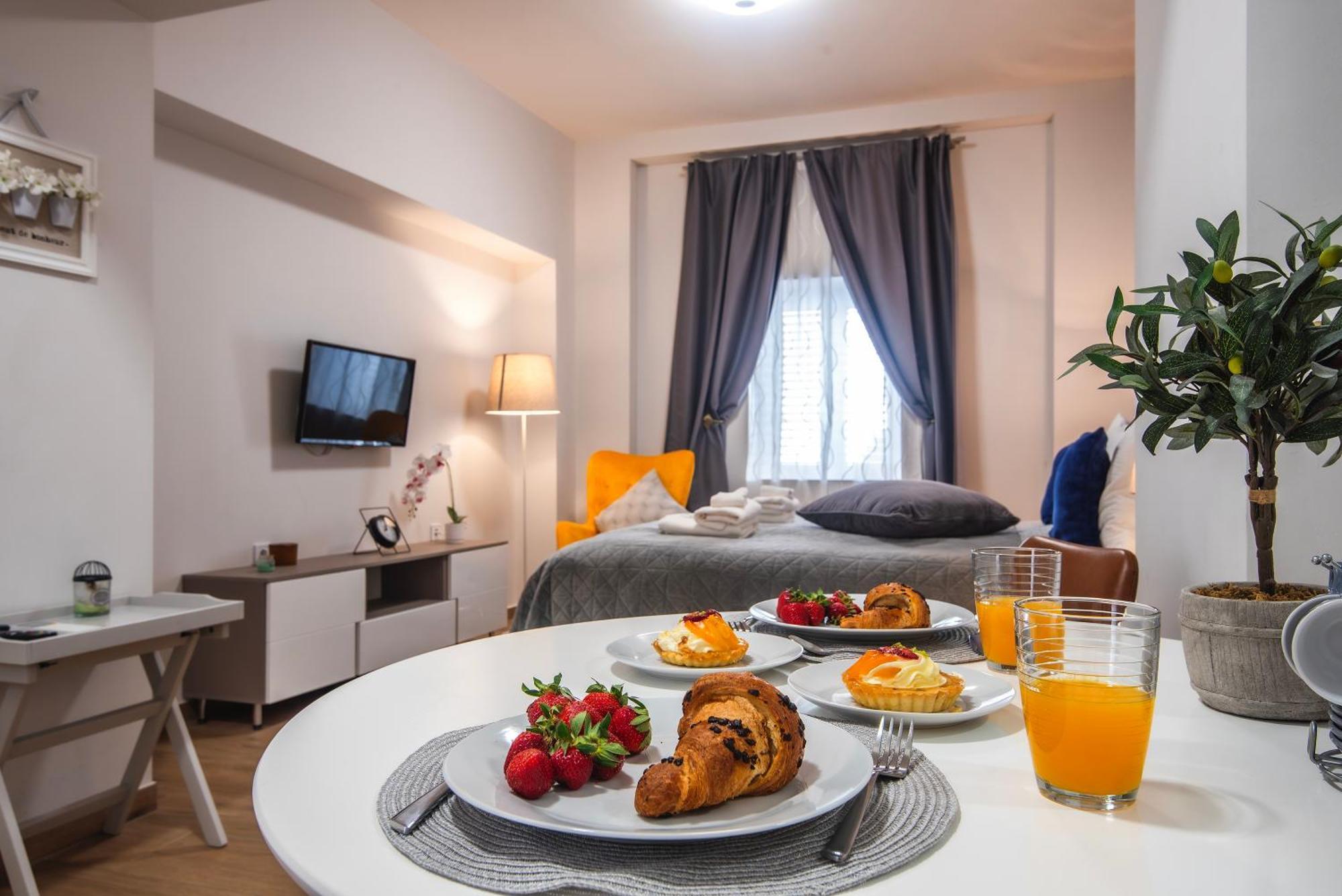 D&A City Center Apartments With Free Parking Pula Eksteriør billede