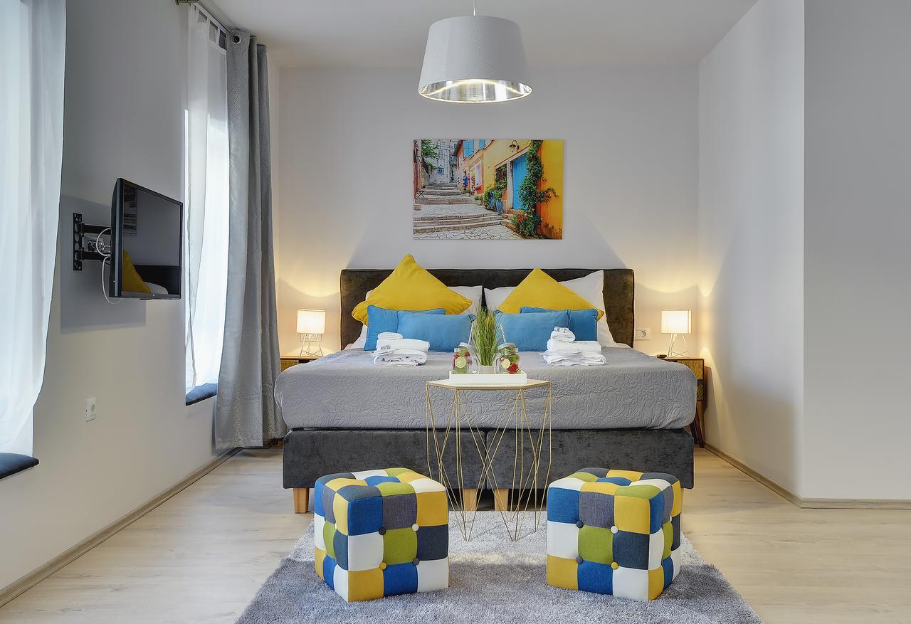 D&A City Center Apartments With Free Parking Pula Eksteriør billede